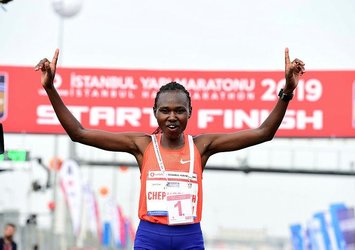 Kenyalı atletten dünya rekoru
