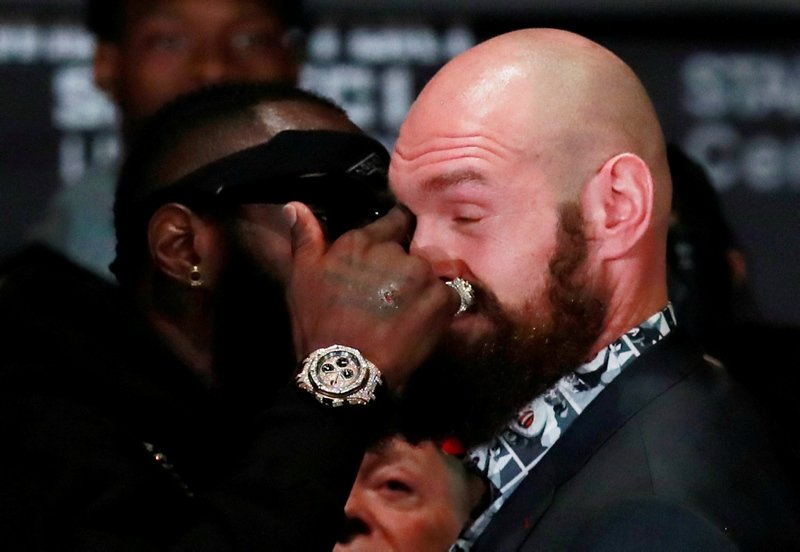 Fury ve Wilder arasında gergin anlar!