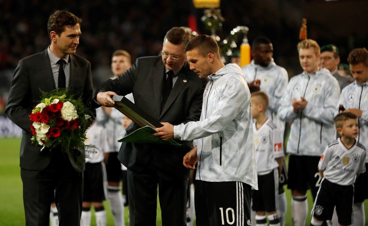 Podolski’ye muhteşem veda!