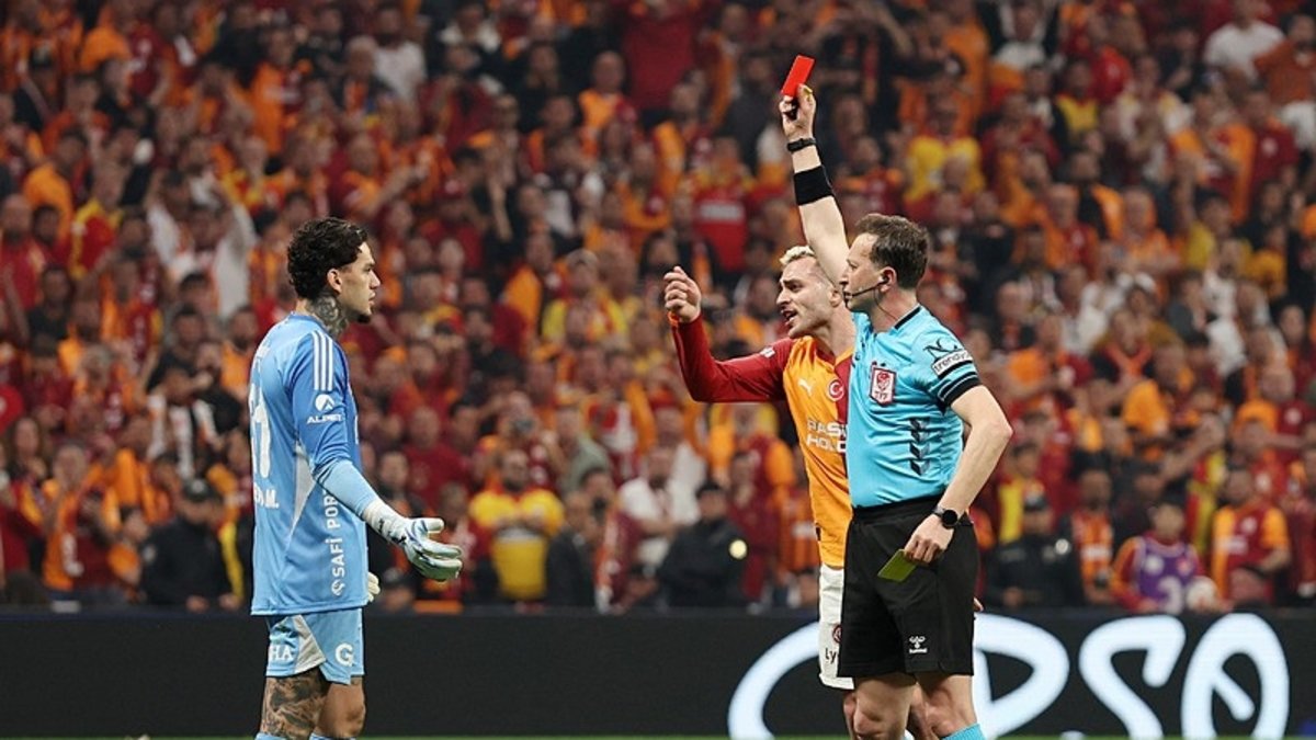 Fenerbahçe'nin yıldızı PFDK'ya sevk edildi!