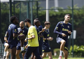 F.Bahçe'nin Atakaş Hatayspor mesaisi sürüyor