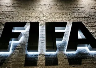 Karşıyaka'ya FIFA'dan yasak geldi