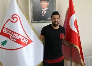Andre Santos ağlayarak veda etti