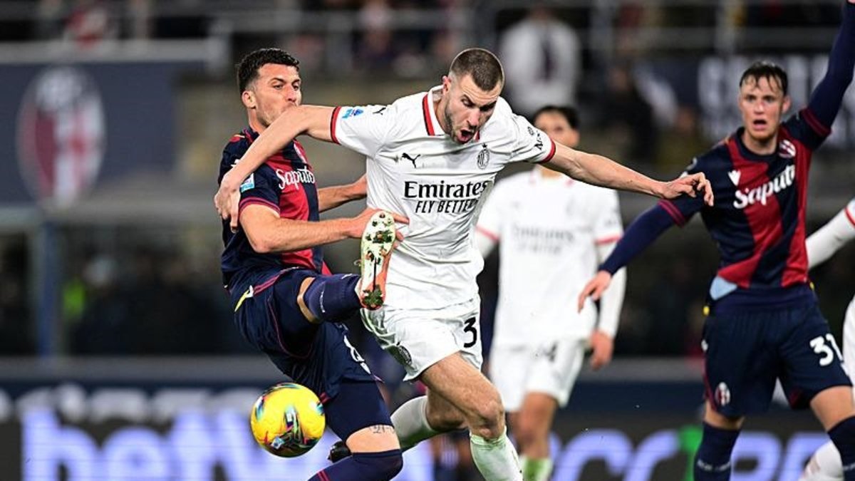 TRANSFER HABERLERİ | Galatasaray'dan Pavlovic bombası! Şampiyonlar Ligi faktörü etkili olabilir TRANSFER HABERLERİ | Galatasaray'dan Pavlovic bombası! Şampiyonlar Ligi faktörü etkili olabilir