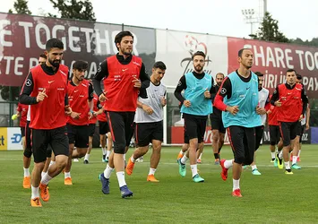 A Milli Takım çalışmalarını sürdürüyor
