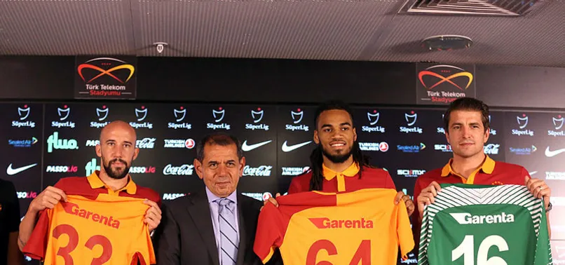 Denayer, Latovlevici ve Carrasso imzayı attı