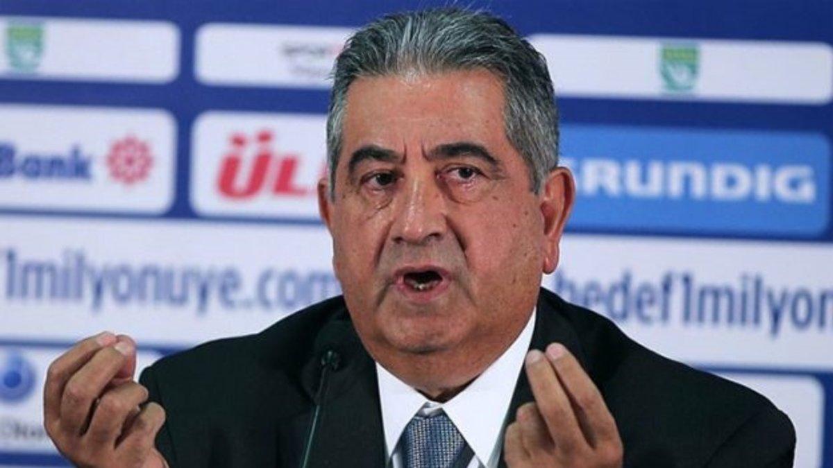 Fenerbahçeli eski yönetici Mahmut Uslu: Ali Koç ve yönetim derhal istifa etsin' Fenerbahçeli eski yönetici Mahmut Uslu: Ali Koç ve yönetim derhal istifa etsin'