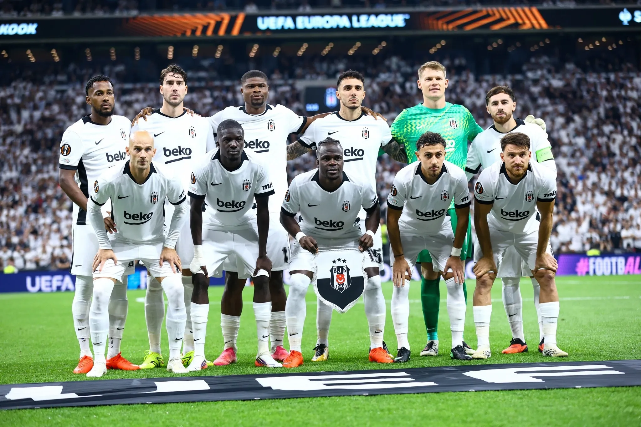 Spor yazarlarından Beşiktaş-Marsilya maçı değerlendirmesi: Marsilya'ya acı bir hatıra kaldı