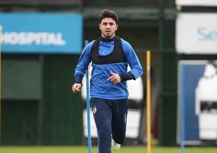 Fenerbahçe'de Ozan Tufan sevinci
