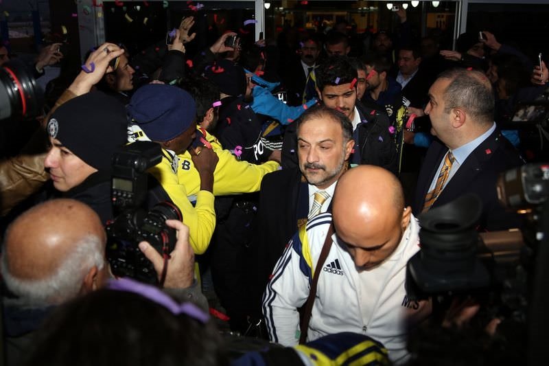 F.Bahçe’ye ciritli karşılama