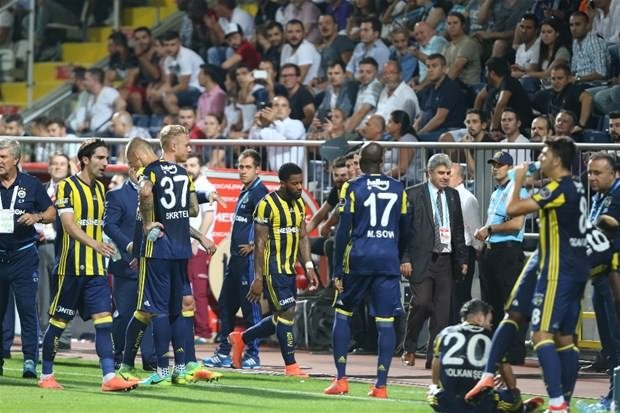 Fenerbahçe karıştı! Lens’ten olay tepki...