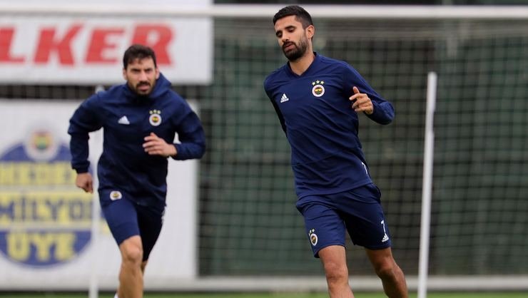 Fenerbahçe’ye büyük şok!