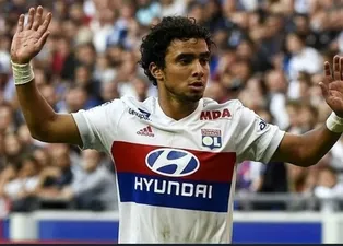 Beşiktaş sağ beke Rafael Da Silva'yı istiyor!