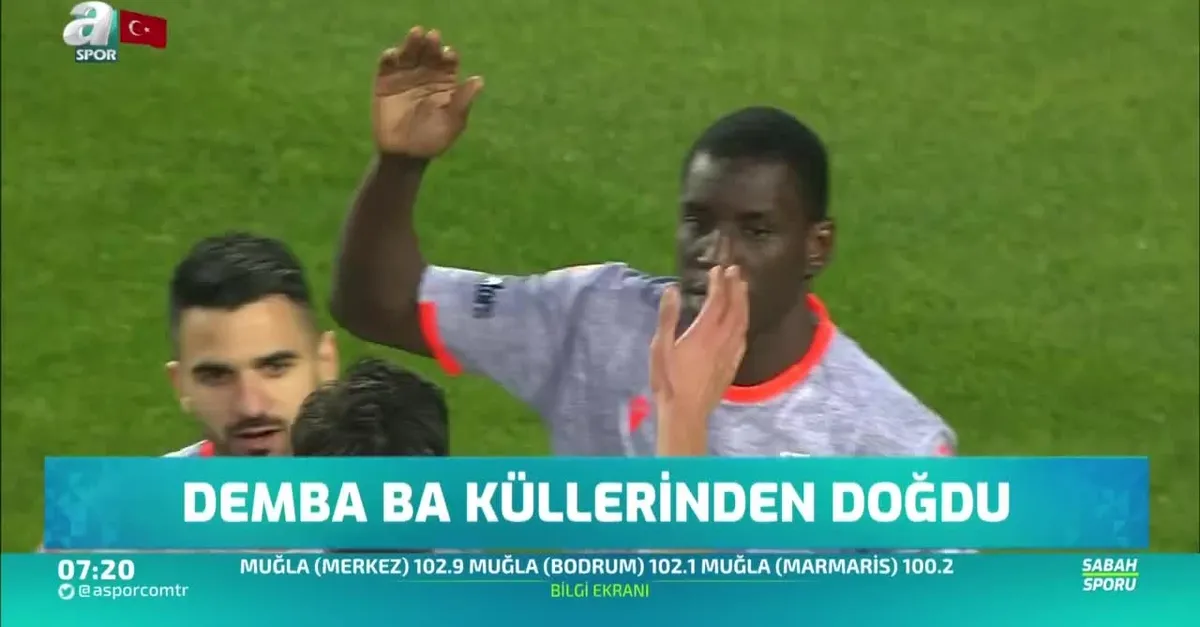 Başakşehir'de Demba Ba küllerinden doğdu