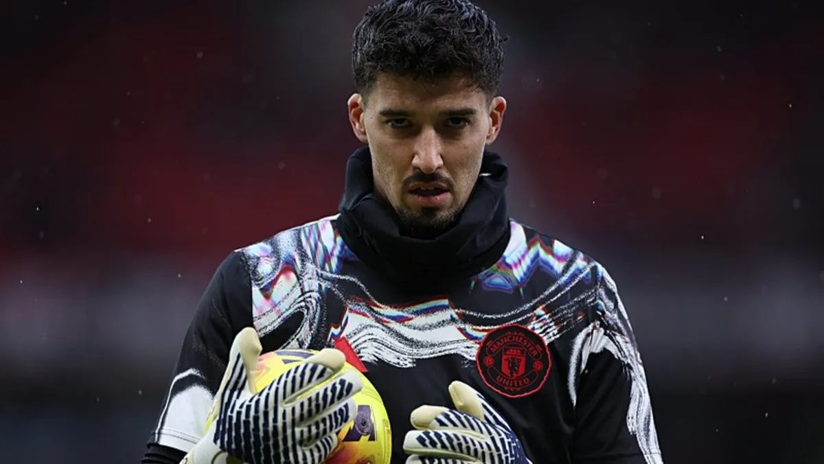 Beşiktaş Altay Bayındır'da ısrarcı! Transferde son durum...