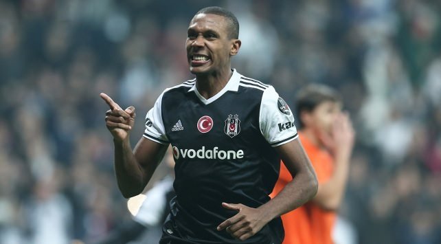 Beşiktaş transferden toplam 180 milyon TL kazandı