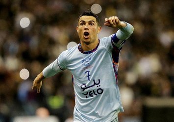 Arabistan'da ayın futbolcusu Ronaldo!