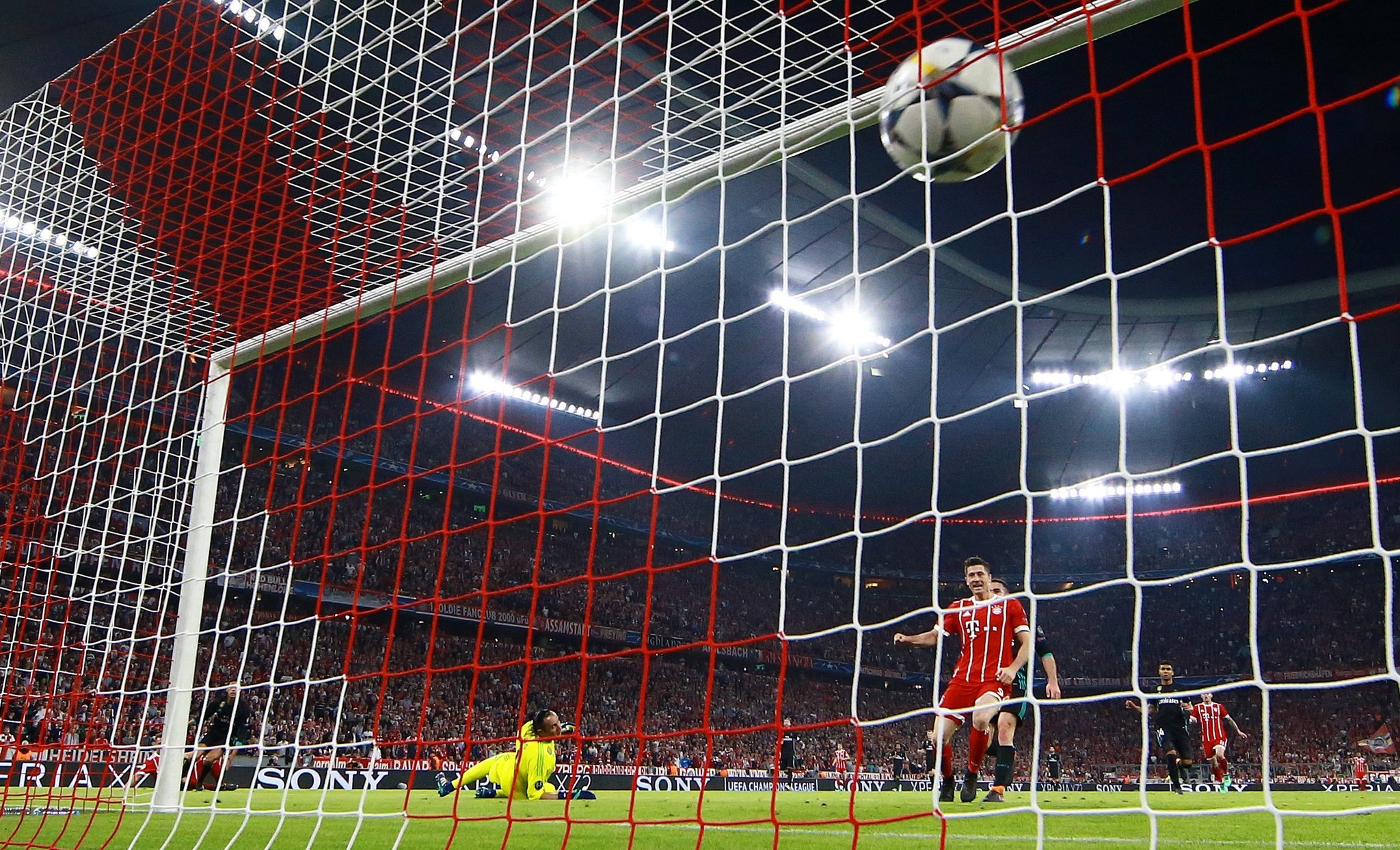 Real Madrid, Bayern Münih deplasmanından mutlu döndü