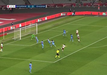 İşte Sivasspor'un penaltı beklediği pozisyon!