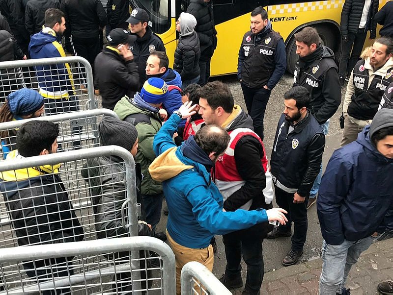 Fenerbahçe taraftarı Vodafone Park’ta