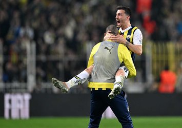 F.Bahçe'den Mert Hakan açıklaması! Sözleşmesi...