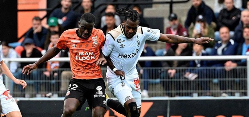 Galatasaray'dan stopere Gravillon hamlesi!