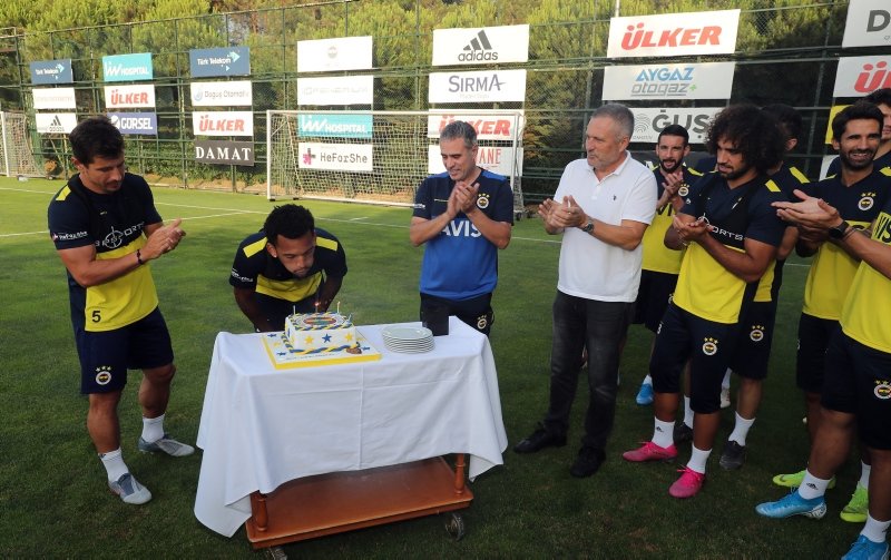 Fenerbahçe’ye transfer müjdesi! Forma numarası...