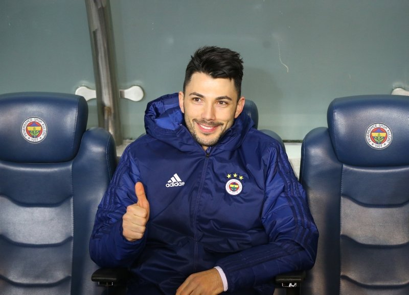 Fenerbahçe’de yıldız isim kadro dışı!