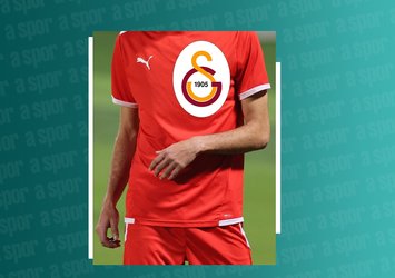 Ayrılık kararını iletti! İşte Cimbom'un yeni sağ beki
