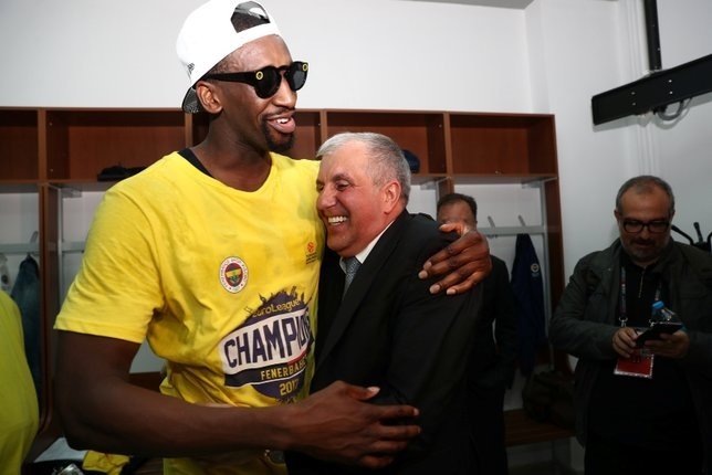 Fenerbahçe’de şok karar! Obradovic...