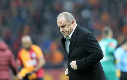 Son dakika Galatasaray haberleri: Fatih Terim göreve devam edecek mi? PSV maçında...