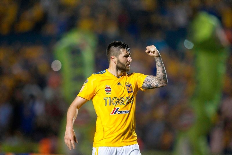 Fenerbahçe’ye dünya yıldızı golcü! İşte yapılan teklif