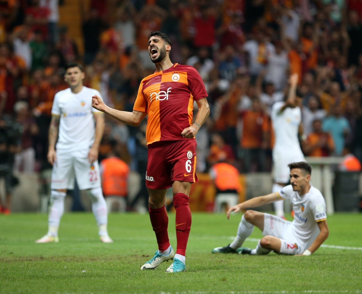 Tolga Ciğerci gol attı, sosyal medya yıkıldı!