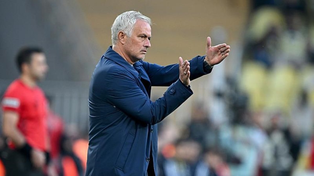Fenerbahçe'den transferde gençlik aşısı! İşte Mourinho'nun yeni prensleri Fenerbahçe'den transferde gençlik aşısı! İşte Mourinho'nun yeni prensleri