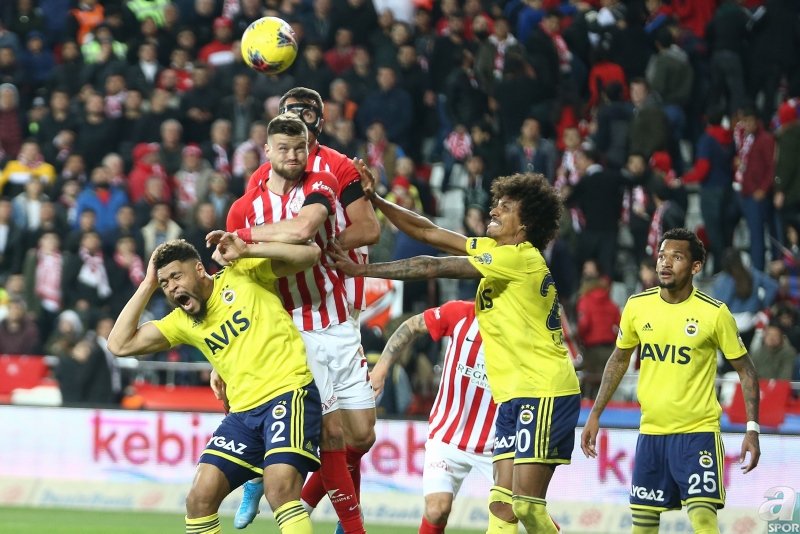 Spor yazarları Fraport TAV Antalyaspor-Fenerbahçe maçını değerlendirdi!
