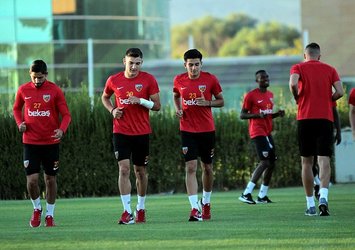 Kayserispor 9 eksikle çalışmalara başladı