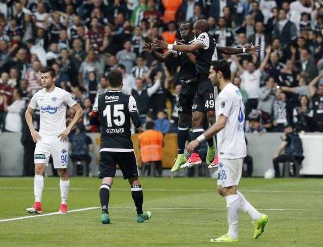Aboubakar Beşiktaş’ta kalacak mı?