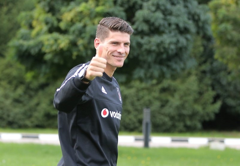 Beşiktaş Mario Gomez’e teklif yaptı!