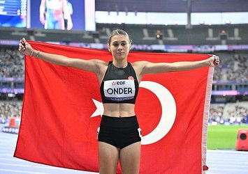 Aysel Önder gümüş madalya kazandı!