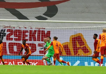 Cimbom'da savunma geçer not aldı!