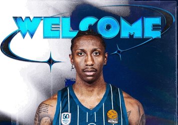 Saben Lee resmen Anadolu Efes'te!