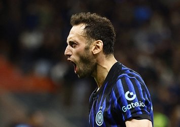 Hakan Çalhanoğlu şov yaptı! Inter finalde