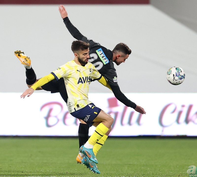 Arda Güler’i gördü gözyaşlarını tutamadı! İşte Ümraniyespor - Fenerbahçe maçından kareler