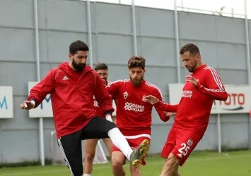 Sivasspor zirve Konya can derdinde