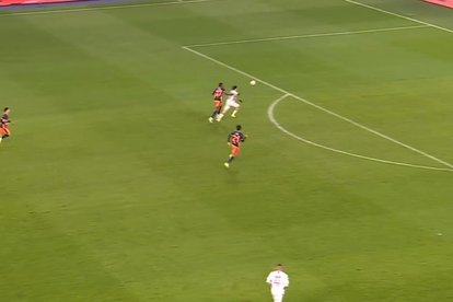 Başakşehir Trabzonspor karşısında 10 kişi kaldı!