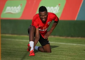 Kayserispor Mensah’ı transfer etti