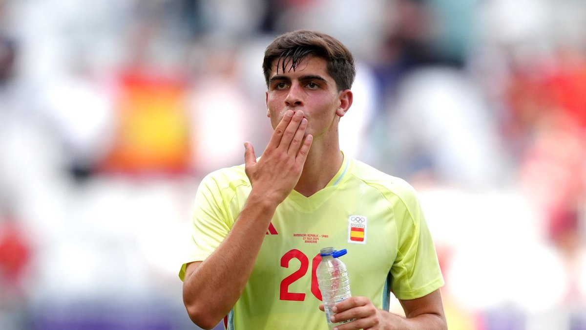 TRANSFER HABERİ: Galatasaray'dan 21'lik yıldıza resmi teklif! Real Madrid de takipte TRANSFER HABERİ: Galatasaray'dan 21'lik yıldıza resmi teklif! Real Madrid de takipte
