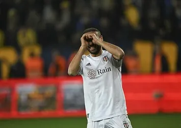 Beşiktaş'ta Cenk şoku!