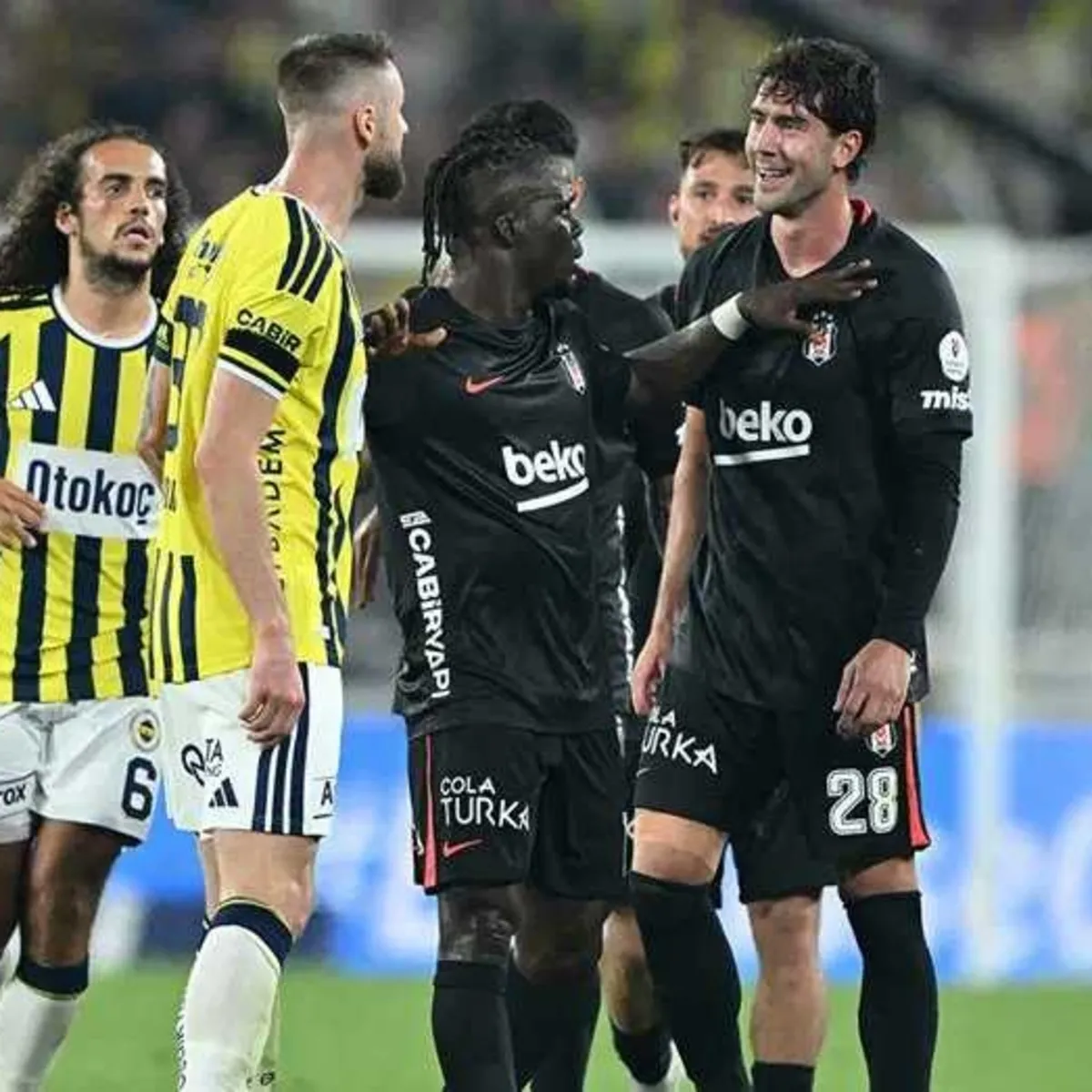 Beşiktaş'ta Vlahovic şoku! Derbide yaptığı hareket nedeniyle...