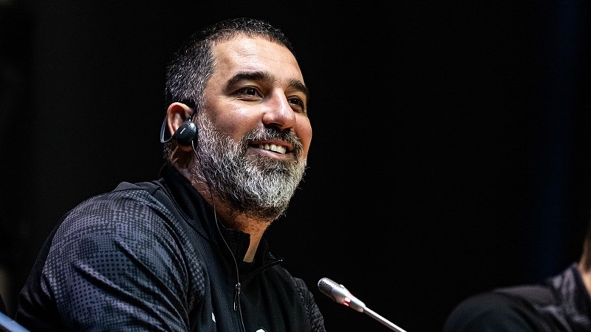 Arda Turan, Ukrayna'da yılın teknik direktörü seçildi